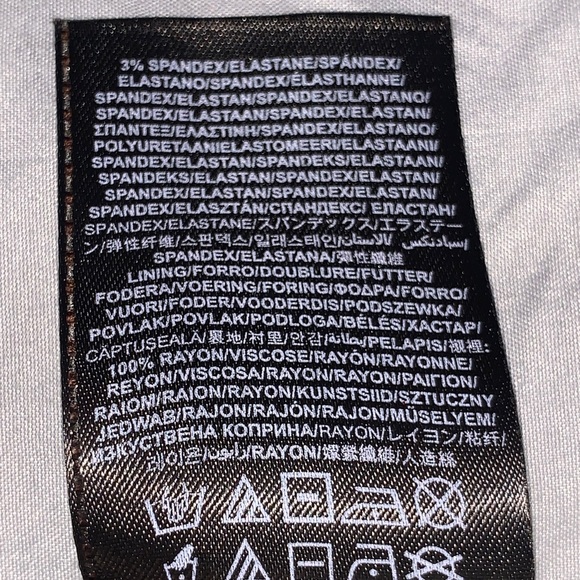 Guess Los Angeles. Res dress with sparkles and mesh. Size & materials in pics. - Picture 3 of 4